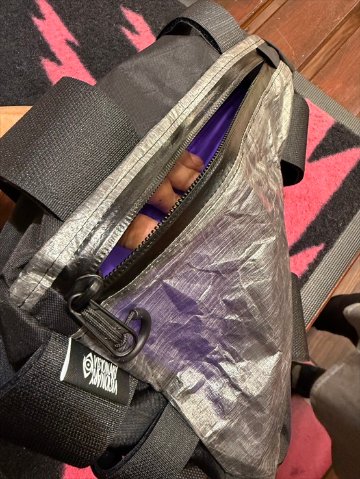 visionary　/　translucent bag special Edition dcf 【ダイニーマ / ブラック】/ Sサイズ　/ ヴィジョナリー　バッグの画像