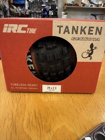 IRC / TANKEN GEKKOTA  / TUBELESS READY / ラストカラーの画像