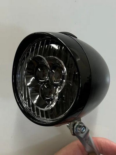 Rainbow  /　LED　砲弾型ライト　(BK)の画像