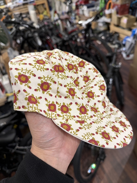 RON'S BIKES / ULTRA ROMANCE / LaRon Grandma's wallpaper capsの画像