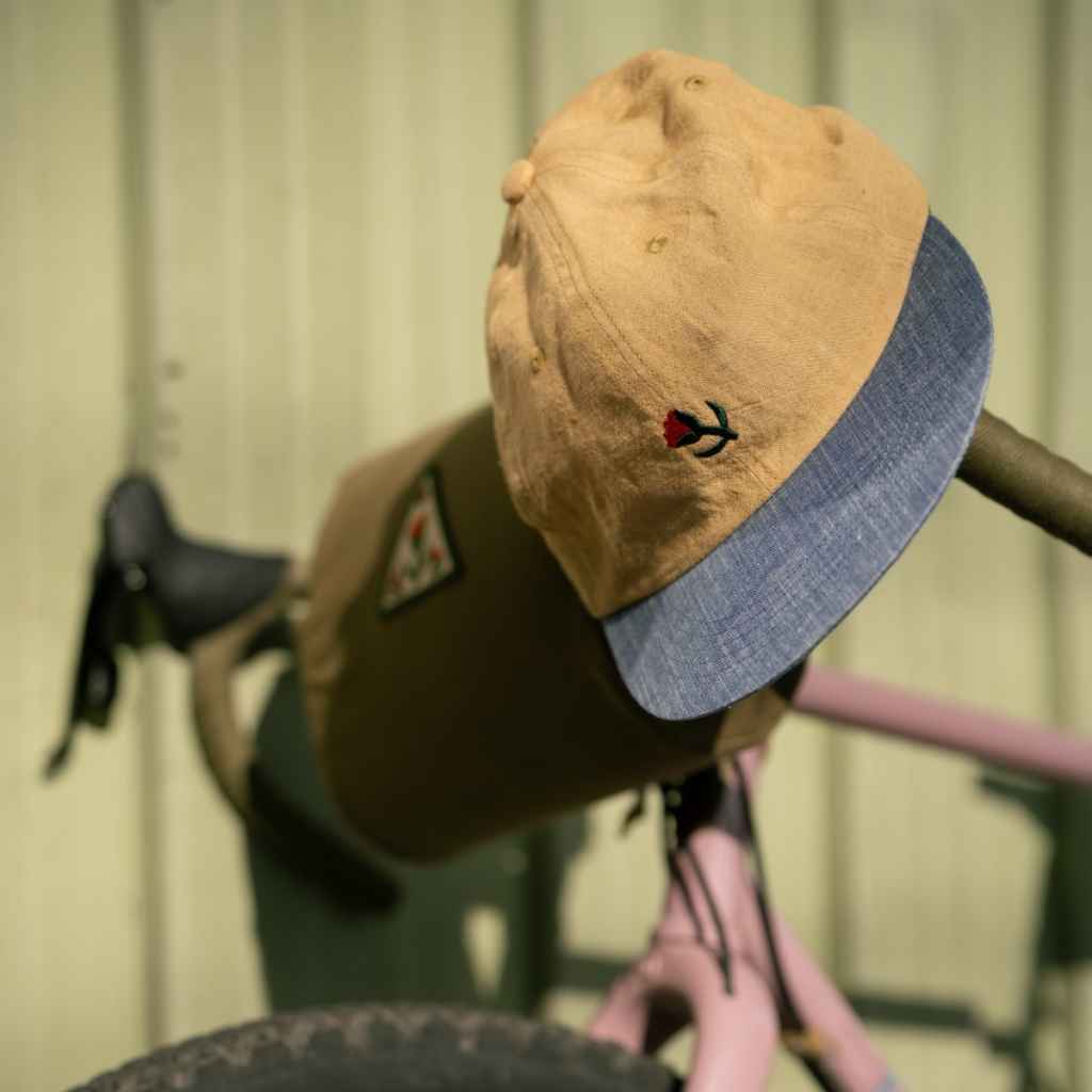 RON'S BIKES / ULTRA ROMANCE / linen tulip cap (yellow tan/chambray)の画像