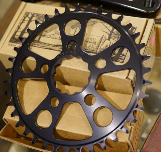 WHITE INDUSTRIES / TSR Rings /チェーンリング / BK/　38T /off set 3mm　ホワイトインダストリーズの画像