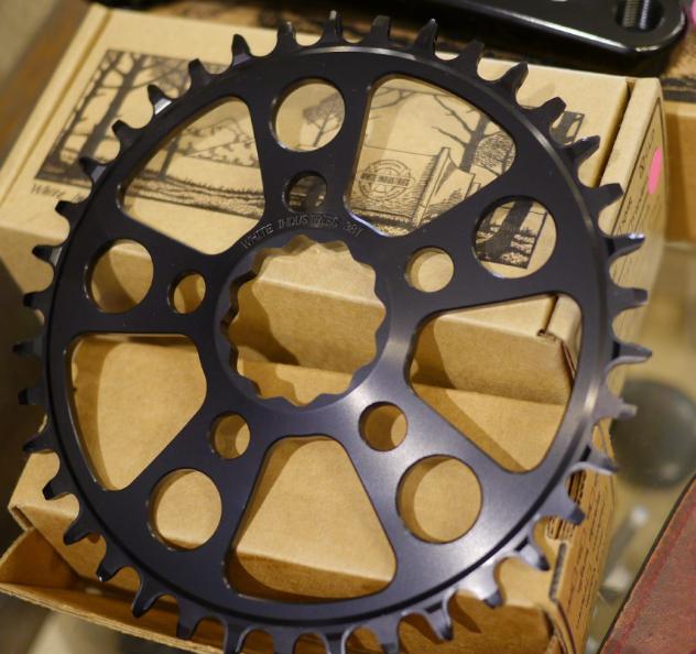 WHITE INDUSTRIES / TSR Rings /チェーンリング / BK / 30T  BOOST / off set 0mm / ホワイトインダストリーズの画像