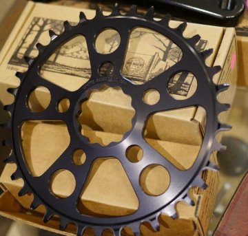 WHITE INDUSTRIES / TSR Rings /チェーンリング / BK/ 48T /off set 3mm　ホワイトインダストリーズの画像