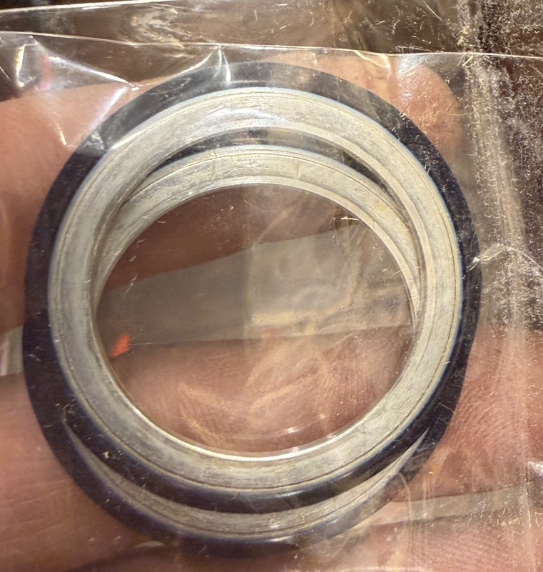 WHITE INDUSTRIES / BB30 Bottom bracket Seals / 2枚セットの画像