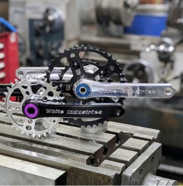 WHITE INDUSTRIES / Crank Extractor Caps / MR30用 / BLUE / ホワイトインダストリーズの画像