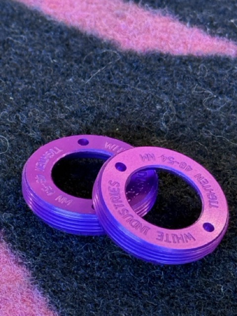 WHITE INDUSTRIES / Crank Extractor Caps / MR30用 / パープル / ホワイトインダストリーズの画像