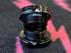 WHITE INDUSTRIES / External BSA Bottom Brackets 30mm / Black / ホワイインダストリーズの画像