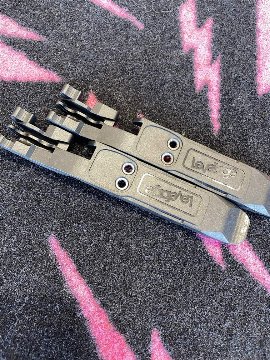 Clever Lever Leverage / 多機能 タイヤレバー クイックリンクプライヤー / マルチツール 携帯工具の画像