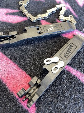 Clever Lever Leverage / 多機能 タイヤレバー クイックリンクプライヤー / マルチツール 携帯工具の画像