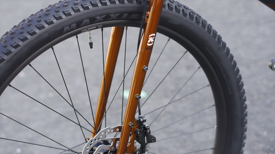 KONA / Unit X（2026）｜Reynolds 520 クロモリ×Deore 12速・29er