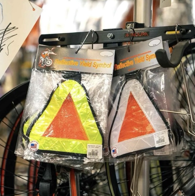 AARDVARK reflective yield symbol silver｜三角リフレクター｜Cycleflower