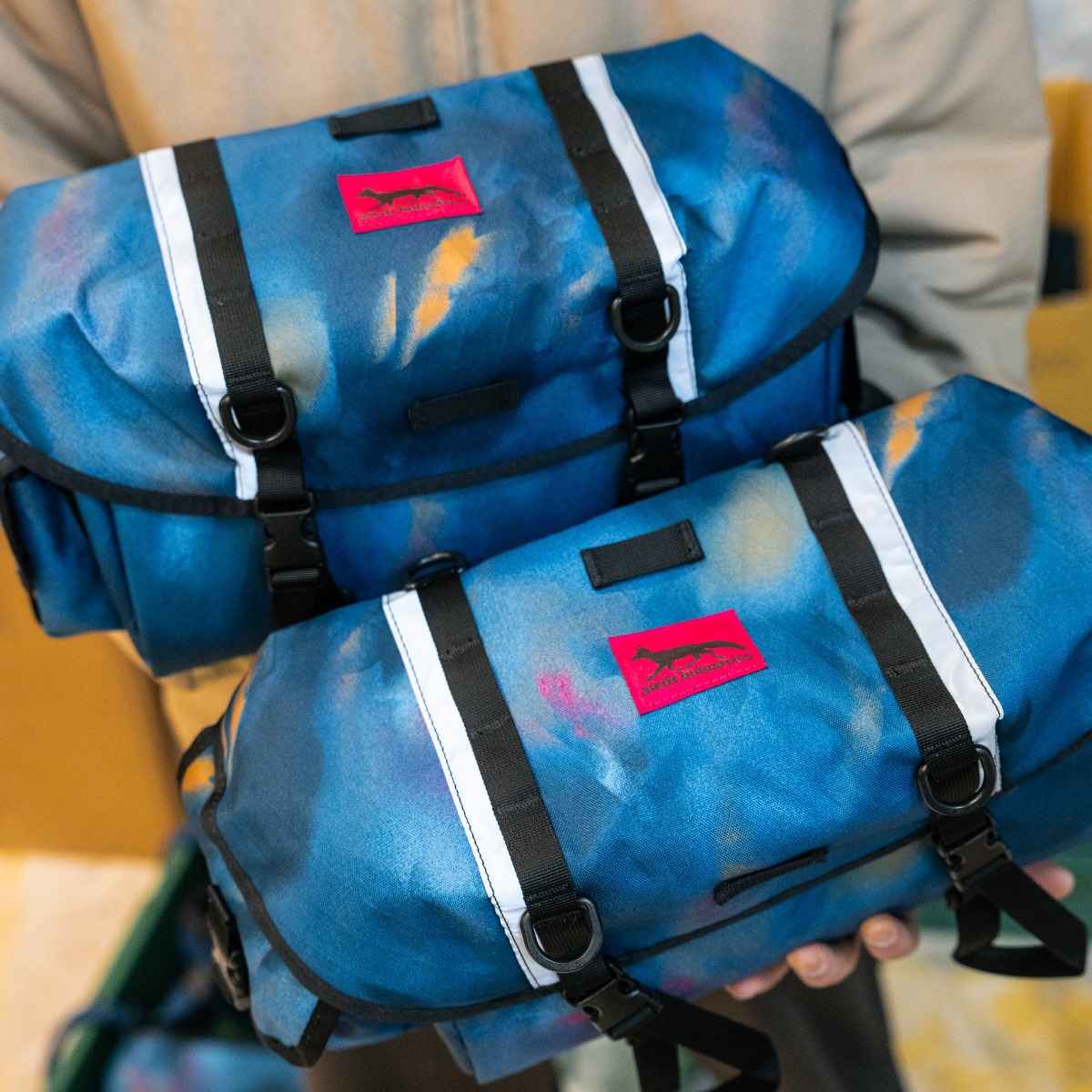 SWIFT INDUSTRIES 車体装着バッグ ターコイズ SWIFT INDUSTRIES 