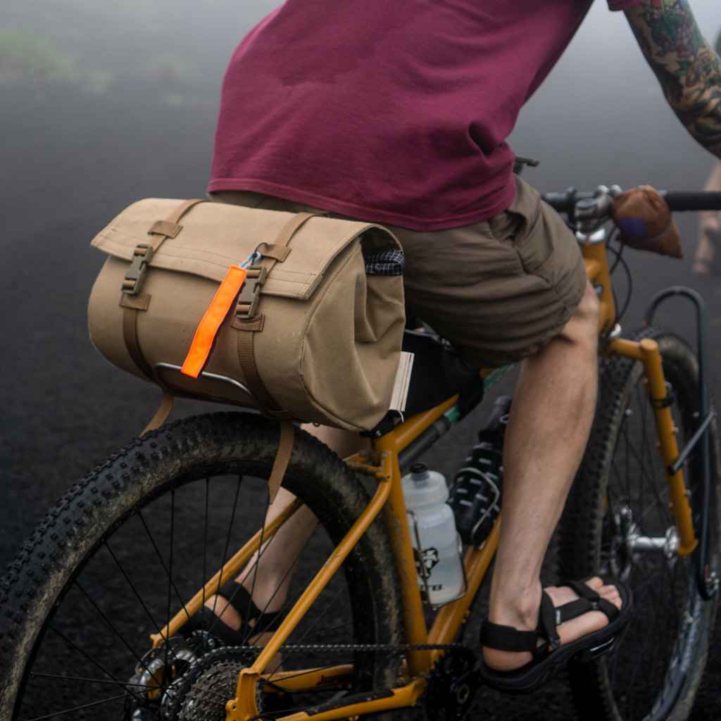 BLUE LUG / sandwich reflector / blue　リフレクターの画像