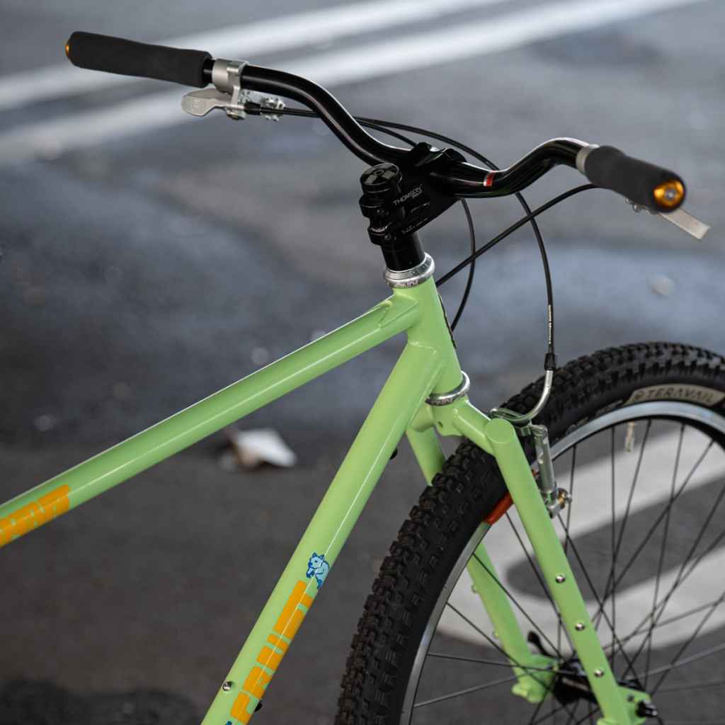 NITTO / B802 AAF-HT riser bar  ( Black / 25.4 / 720 )  / Bluelug / ハンドルの画像