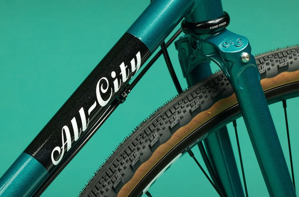 ALL CITY / Super Professional Apex 1 / 52 / Night Jade / 完成車の画像