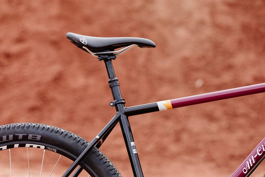 ALL CITY / GORILLA MONSOON APEX / 49cm / Charred Berry / 完成車の画像