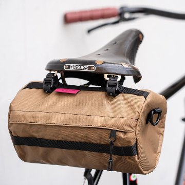 Swift Industries /スウィフトインダストリーズ / bandito bicycle bag (ecopak/coyote)の画像