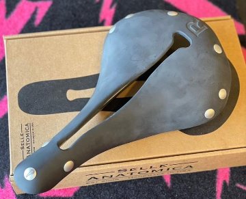 SELLE ANATOMICA /　R2 /　Rubber Saddle　/セラアナトミカ　/サドル