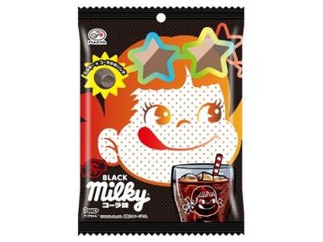不二家 ＢＬＡＣＫミルキー コーラ味６４ｇ×6入り 【全国送料無料】(一部地域別途)の画像