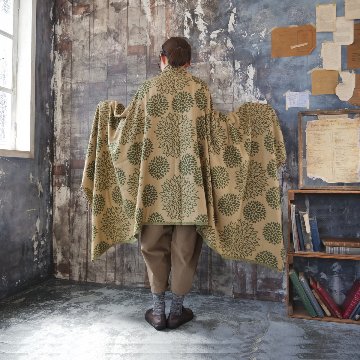 再販＊羽織るだけでお洒落度ＵＰ＊3Way＊リバーシブル＊起毛ダリア柄大判ストール＊の画像