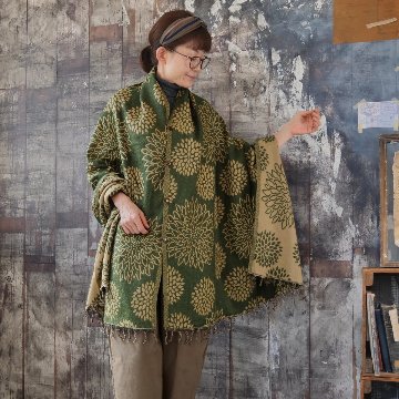 再販＊羽織るだけでお洒落度ＵＰ＊3Way＊リバーシブル＊起毛ダリア柄大判ストール＊の画像