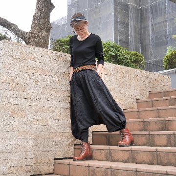 Newカラー追加＊軽くて暖か＊裏地フリース素材＊丸く仕上げたシルエットが女性らしい＊大人のサルエルパンツ＊d-pn504fの画像