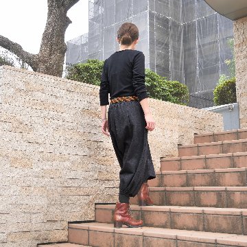 Newカラー追加＊軽くて暖か＊裏地フリース素材＊丸く仕上げたシルエットが女性らしい＊大人のサルエルパンツ＊d-pn504fの画像