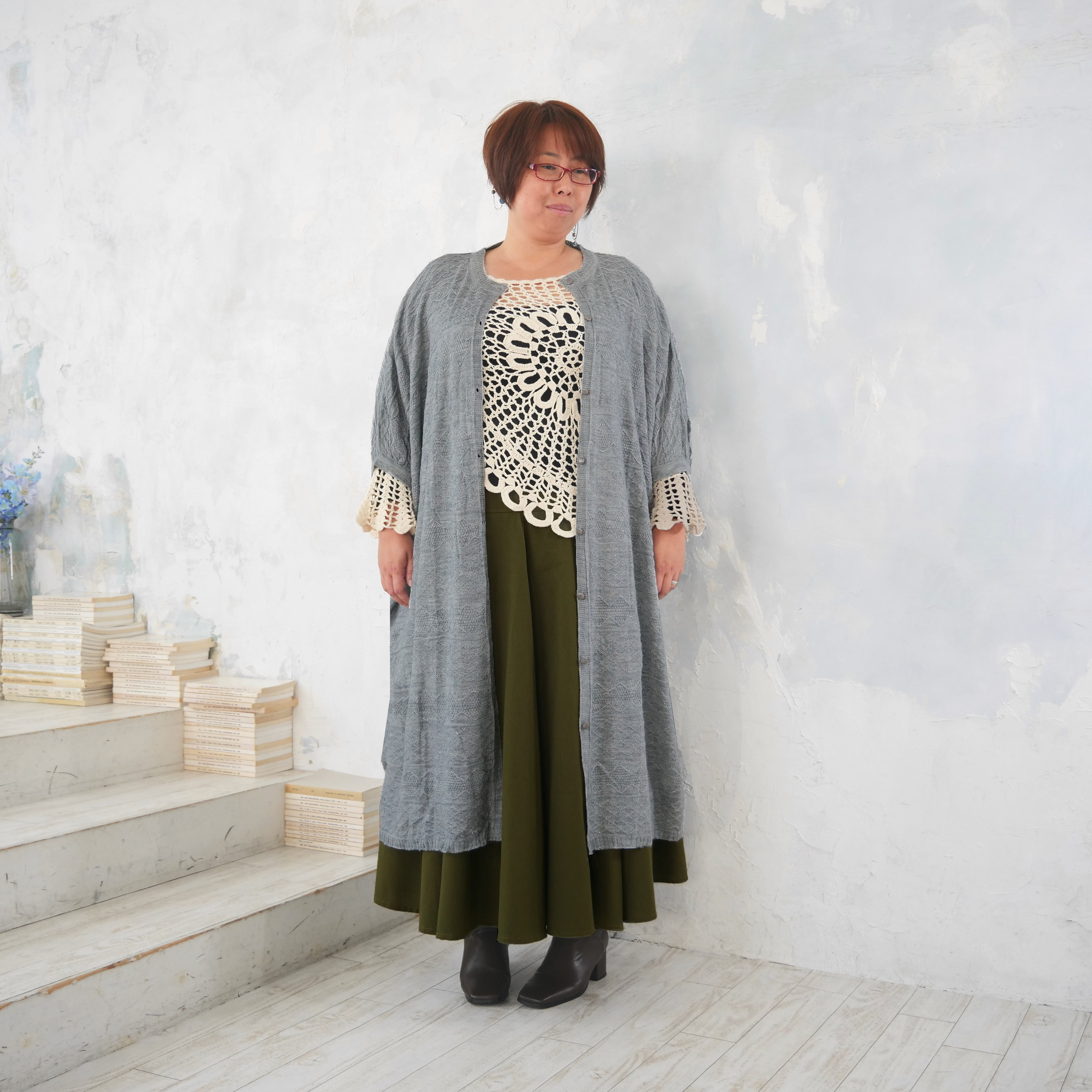 サイズ４展開＊ざっくりとした編み感＊かぎ針＊花模様編み＊フレア袖＊コットン素材＊トップス＊手編み＊dandelion＊ネパール＊d-tp505Rの画像