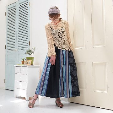 サイズ４展開＊ざっくりとした編み感＊かぎ針＊花模様編み＊フレア袖＊コットン素材＊トップス＊手編み＊dandelion＊ネパール＊d-tp505Rの画像