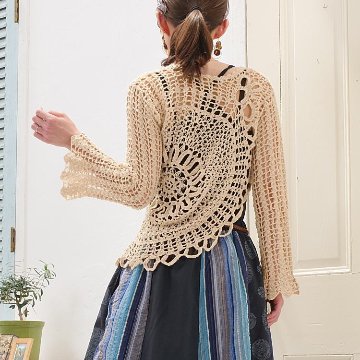 サイズ４展開＊ざっくりとした編み感＊かぎ針＊花模様編み＊フレア袖＊コットン素材＊トップス＊手編み＊dandelion＊ネパール＊d-tp505Rの画像