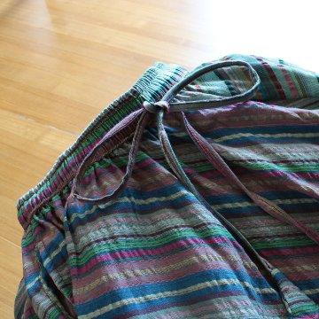 裾の丸みが可愛い＊個性派シルエット＊動きにニュアンスを添える＊ストライプサルエルパンツ＊d-pn001の画像