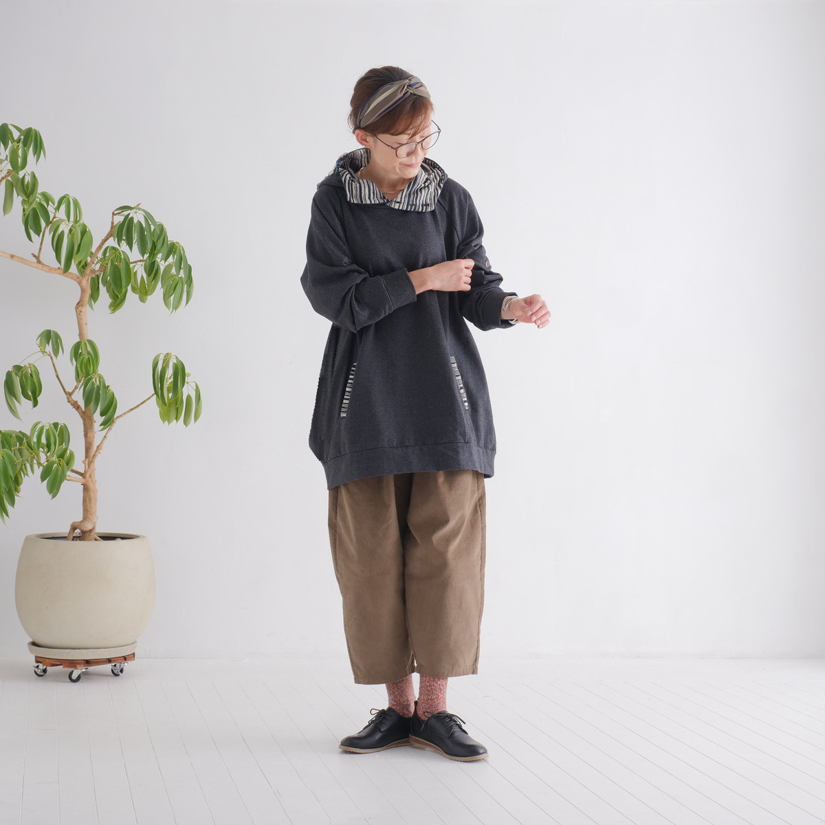 Renewal再販×3＊オフタートルネック＊花クロシェ×ボーダーフード＊裏地フリース＊プルオーバー＊パーカー＊d-tp507の画像