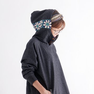 Renewal再販×3＊オフタートルネック＊花クロシェ×ボーダーフード＊裏地フリース＊プルオーバー＊パーカー＊d-tp507の画像