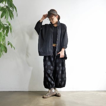 丸っこいシルエット＊大人のためのナチュラルなドット柄＊バルーンワイドパンツ＊d-pn506の画像