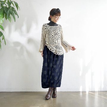 丸っこいシルエット＊大人のためのナチュラルなドット柄＊バルーンワイドパンツ＊d-pn506の画像