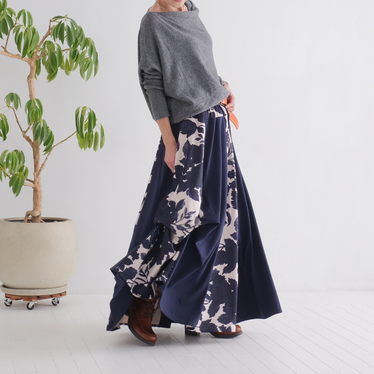  【自由にアレンジスカート】フラワー～flower～どんなコーデも自由自在にデザインができる＊変形＊バルーン＊立体ロングスカート＊d-sk2001の画像