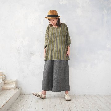 ストライプ＊Vカットネックライン＊ゆったりとしたリラックス感あるシルエット＊七分袖＊ブラウス＊シャツ＊トップス＊d-tp531の画像