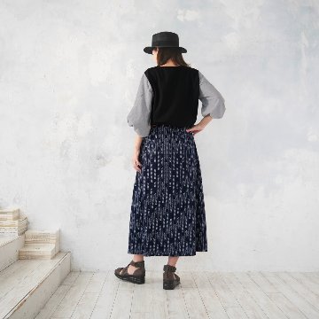 着丈2展開＊リーフライン柄＊ゆるやかなフレアAラインシルエット＊落ち感あるやわらかコットン素材＊スカート＊d-sk513の画像