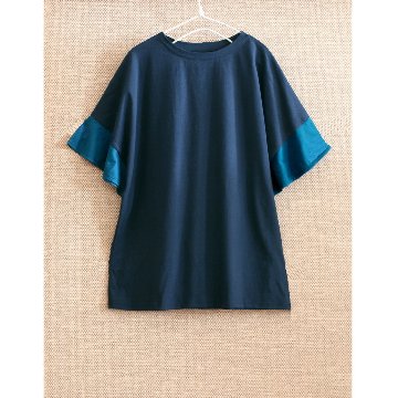 季節の変わり目にも◎動くたびに揺れる軽やかフレアスリーブ＊配色切り替え＊チュニック＊トップス＊カットソー＊d-tp015の画像