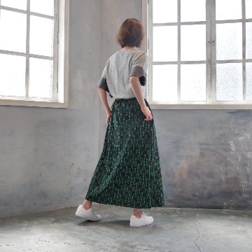 季節の変わり目にも◎動くたびに揺れる軽やかフレアスリーブ＊配色切り替え＊チュニック＊トップス＊カットソー＊d-tp015の画像