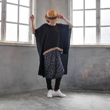 ゆるり、風まとうポンチョ風＊幾何学柄×インド刺繍＊楊柳生地＊ナチュラル＊チュニック＊トップス＊d-tp016の画像