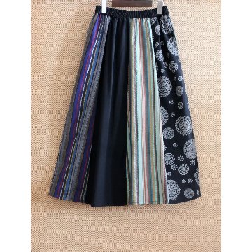Newカラー＊パネル切り替え＊マルチカラーストライプ×曼荼羅柄（マンダラ柄）＊ふんわりロングスカート＊裏地付き＊d-sk008の画像