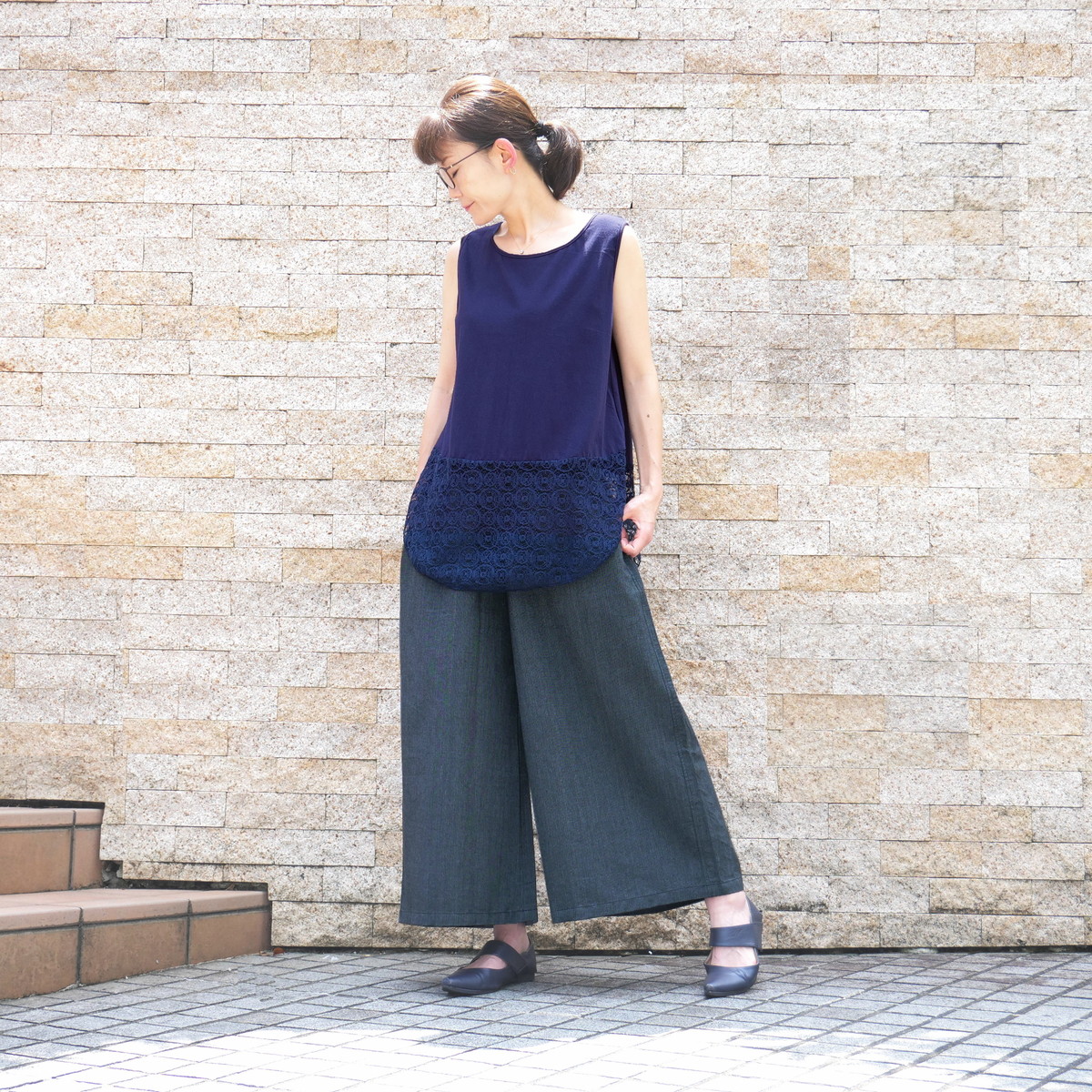 ナチュラルな佇まい＊風合いと軽やかさを楽しむ1本＊綿素材のストレートワイドパンツ＊d-pn6-2019の画像
