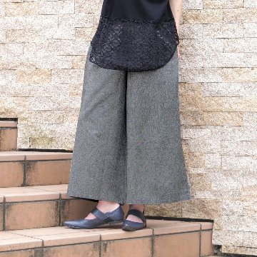 ナチュラルな佇まい＊風合いと軽やかさを楽しむ1本＊綿素材のストレートワイドパンツ＊d-pn6-2019の画像