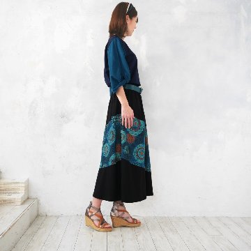 ふわりとひろがる袖の立体感を遊ぶ「ひねり袖 」＊ツートーンカラー＊大人カジュアルトップス＊カットソー＊d-tp017の画像