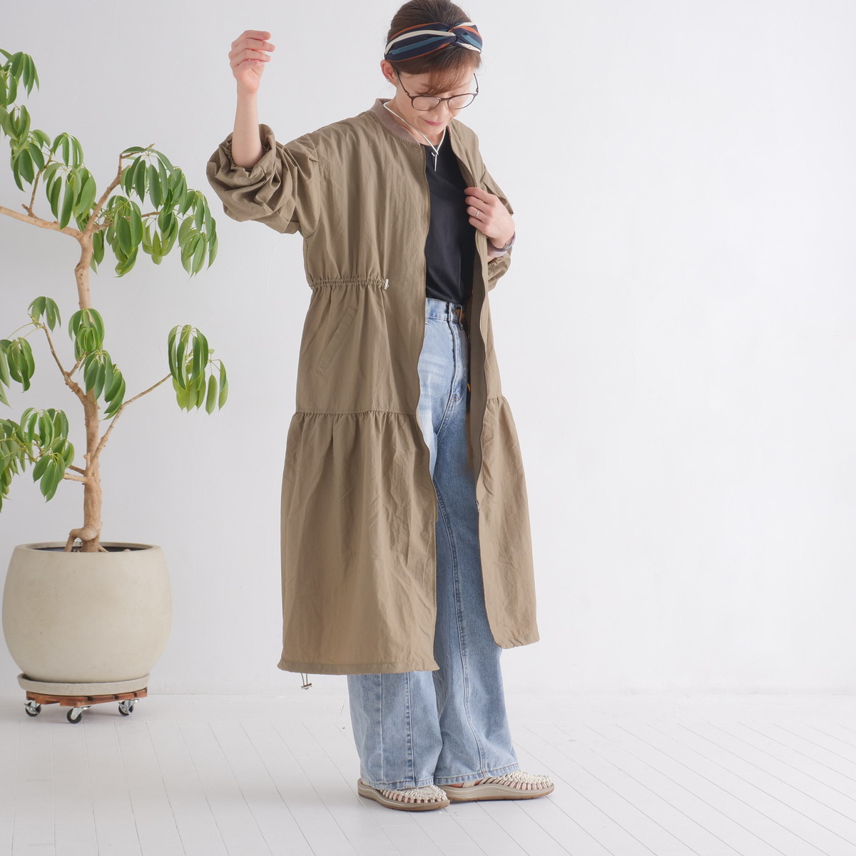 季節の変わり目にぴったり＊大人カジュアルに映える＊シルエットを調整できるドローコード＊ティアードジャケット＊d-jk3001の画像