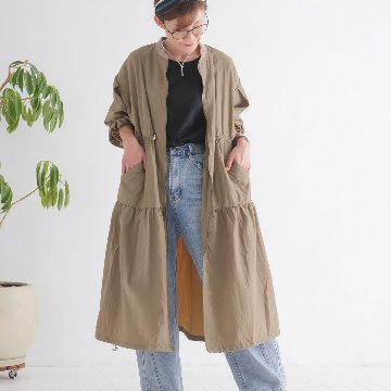 季節の変わり目にぴったり＊大人カジュアルに映える＊シルエットを調整できるドローコード＊ティアードジャケット＊d-jk3001の画像