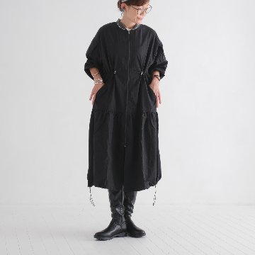 季節の変わり目にぴったり＊大人カジュアルに映える＊シルエットを調整できるドローコード＊ティアードジャケット＊d-jk3001の画像