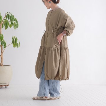 季節の変わり目にぴったり＊大人カジュアルに映える＊シルエットを調整できるドローコード＊ティアードジャケット＊d-jk3001の画像